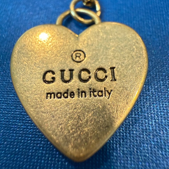 Gucci Gold Heart Necklace - Picture 2 of 5